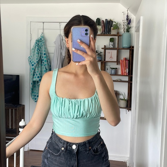 Turquoise tank top - Picture 1 of 3